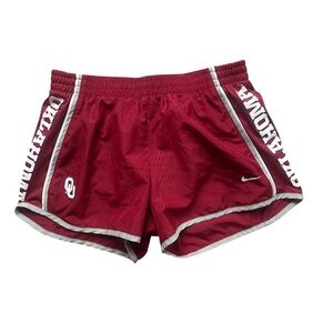 Nike Dri-Fit Oklahoma Sooners OU Athletic Shorts Red Women’s Medium NCAA